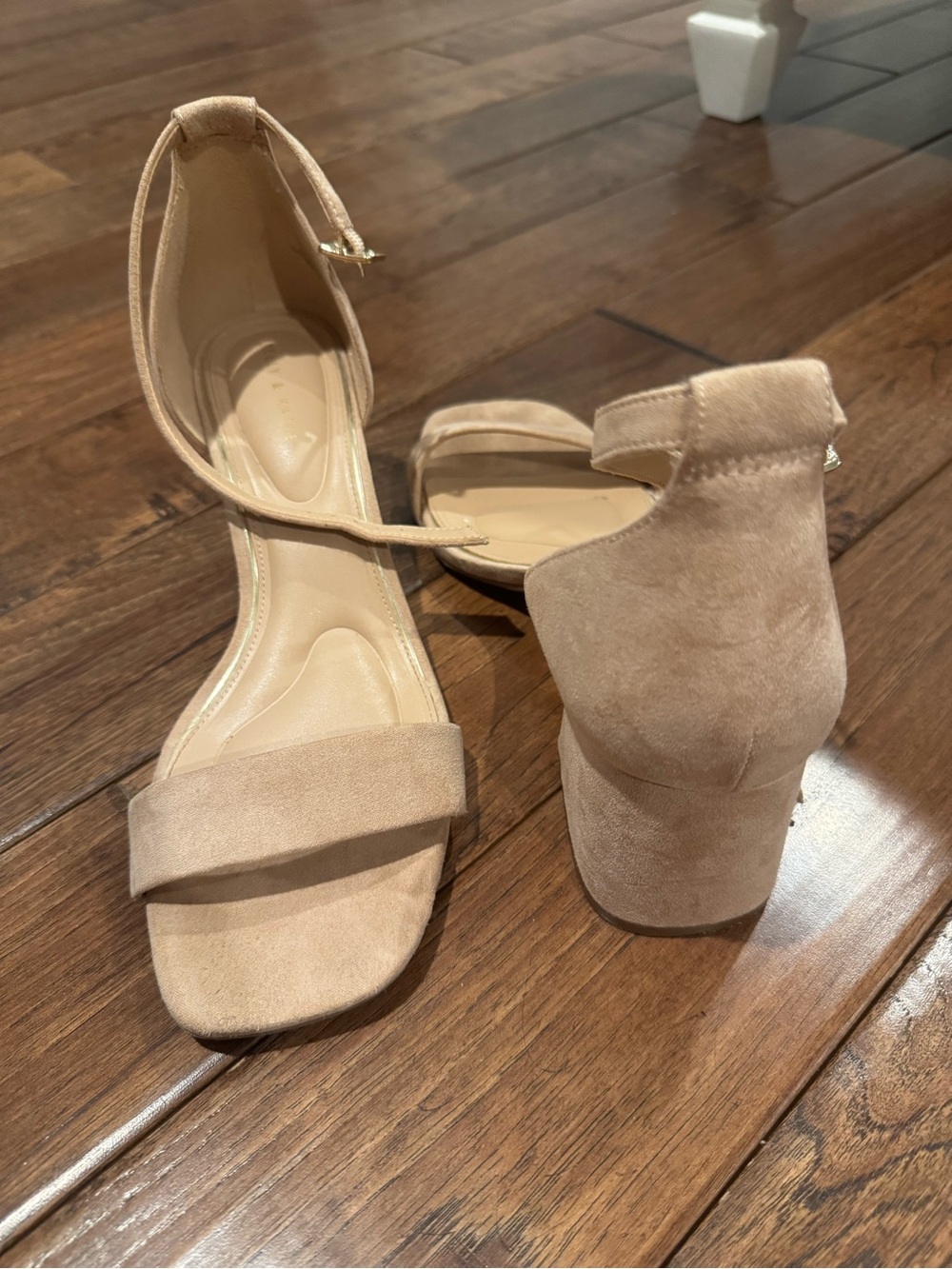 Women’s Ankle Strap Block Heel Sandals - Nude